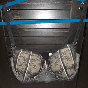 34DD DKNY balconette lace bra